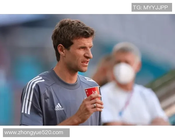 足球明星意外露鸟蛋瞬间引发热议精美壁纸分享让球迷惊喜不断