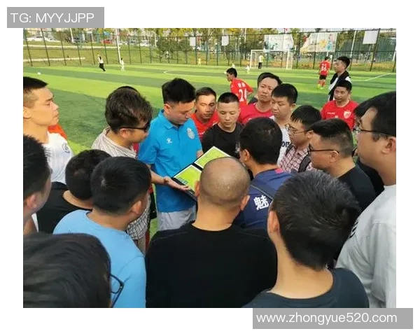 足球教练战术板使用技巧与实战案例解析助你提升战术水平 足球教练战术板使用技巧与实战案例解析助你提升战术水平